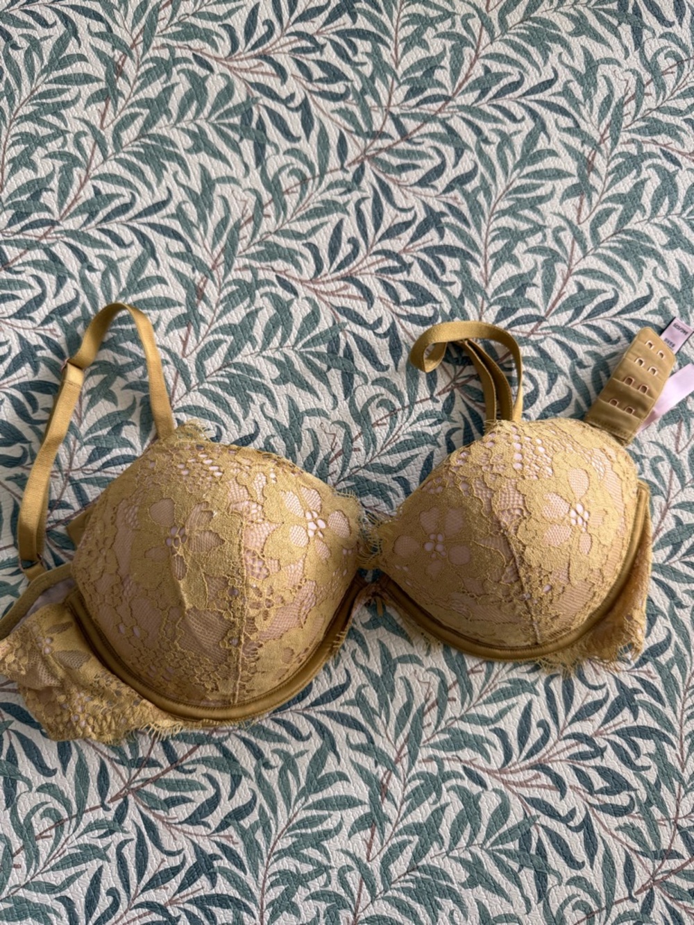 Victoria's Secret Lace Push-Up Bra in Mustard Yellow